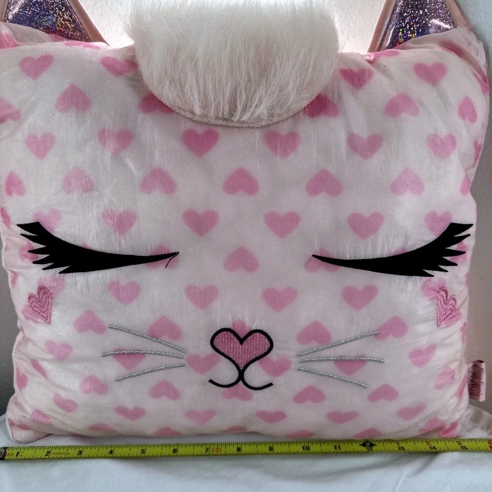 Miss‎ Gwen OMG Accessories Pink Cat Heart Print Plush Decorative Pillow 15x13
